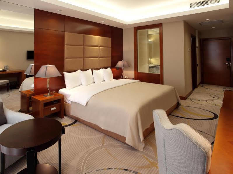 كابتشاجاي Royal Plaza Hotel And Casino المظهر الخارجي الصورة